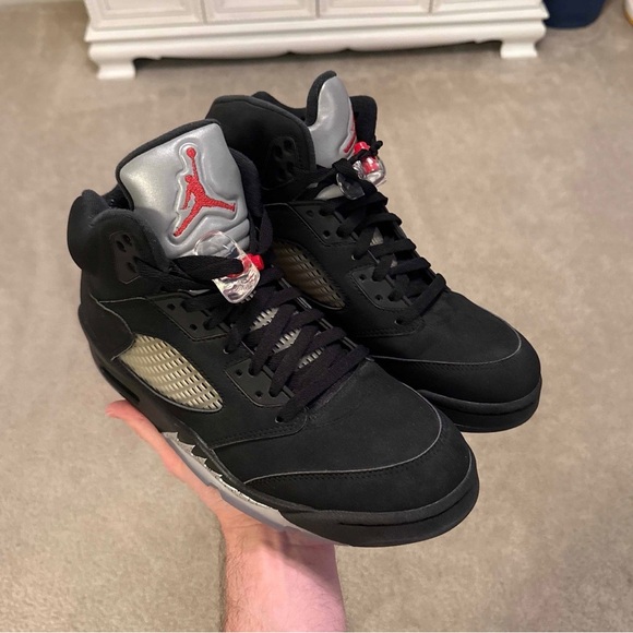 2016 Air Jordan 5 Retro OG “Black Metallic